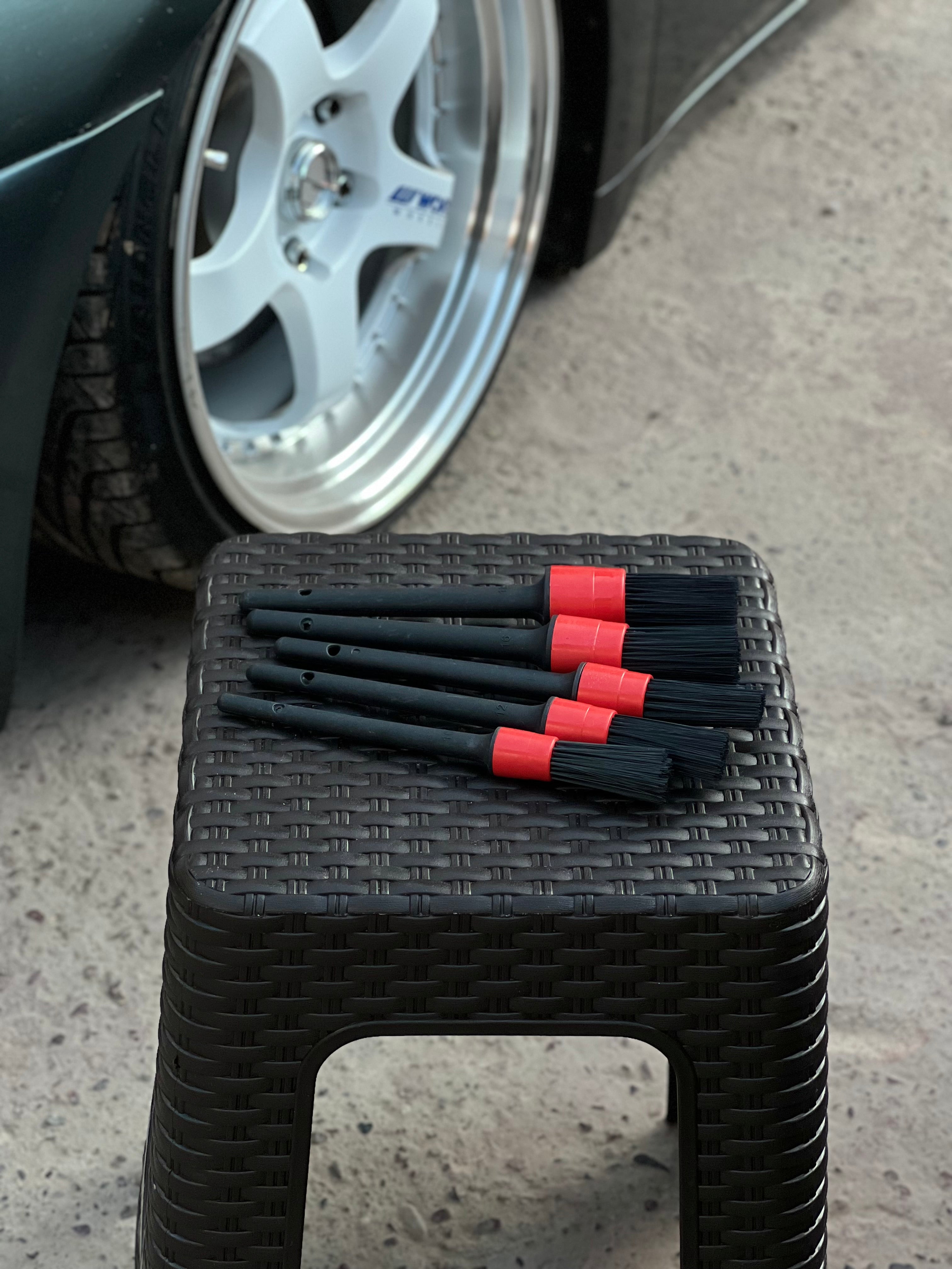 Set de brochas para limpieza automotriz